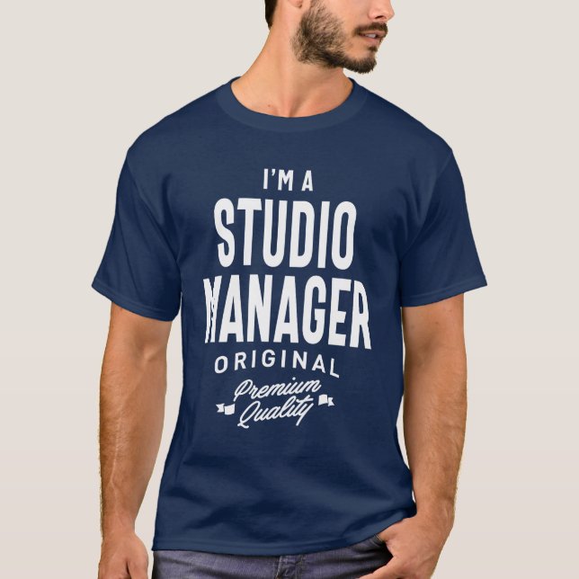 Camiseta Studio Manager Gift Funny Job Title Profession (Anverso)