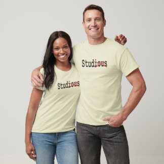 Camiseta Studious
