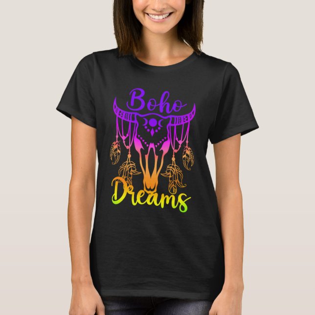 Camiseta Sueños Boho Cráneo de Ganado Plumas Arcoíris Brill (Anverso)