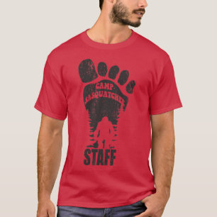 Camiseta Summer Camp Sasquatchee Staff Gráfica divertida de