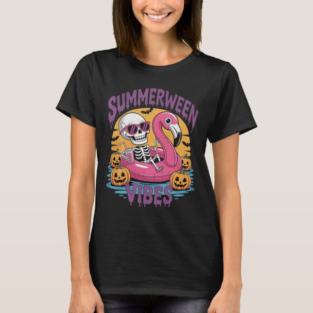 Camiseta Summerween Vibes Skeleton Flamingo Spooky Hallowee (Anverso)