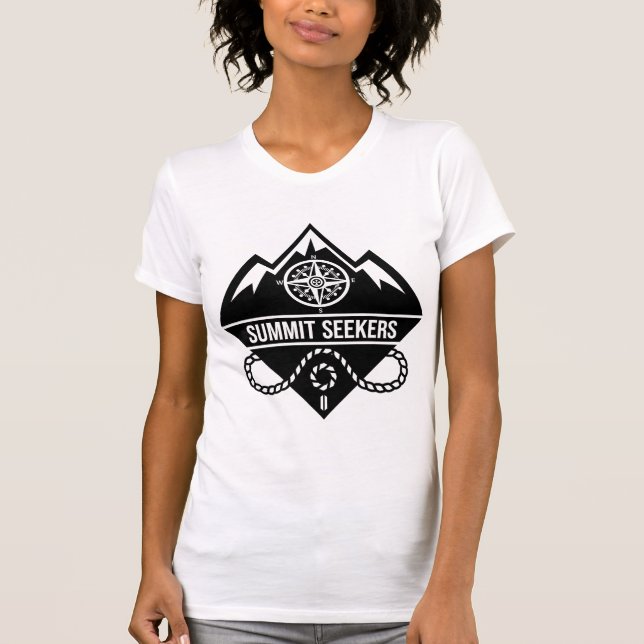 Camiseta Summit Seekers Mountain Climbing Badge Design (Anverso)