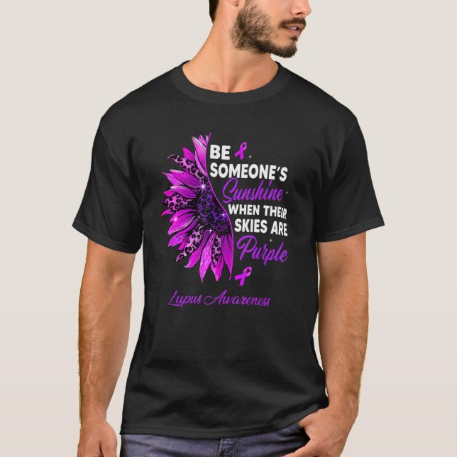 Camiseta Sunflower Sus Cielos Son Conciencia Purple Lupus (Anverso)