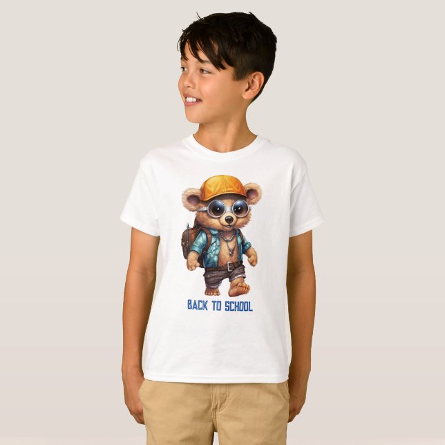 Camiseta Sunny Adventures with Beachy Bear - Listo para div (Anverso completo)