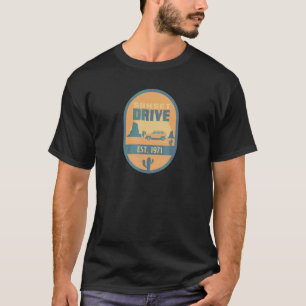 Camiseta Sunset Drive 1971 Summertime Cactus Desert Road Tr