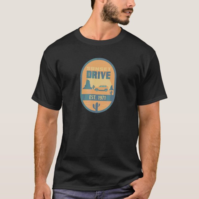 Camiseta Sunset Drive 1971 Summertime Cactus Desert Road Tr (Anverso)