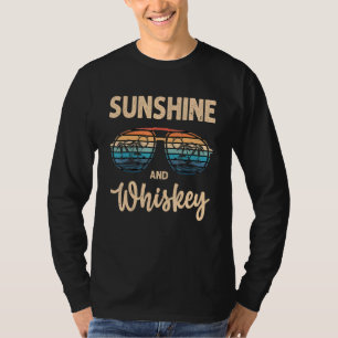 Camiseta Sunshine And Whiskey Beach Vacation Summer Retro