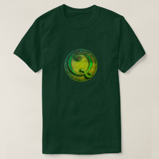 Camiseta Super Hero "Q" Insignia
