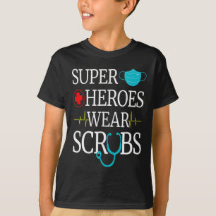 Camiseta Super Héroes Usan Scrubs Enfermería Cute enfermera