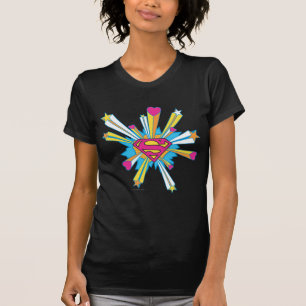 Camiseta Supermán estilizado Logo Rosa con corazones