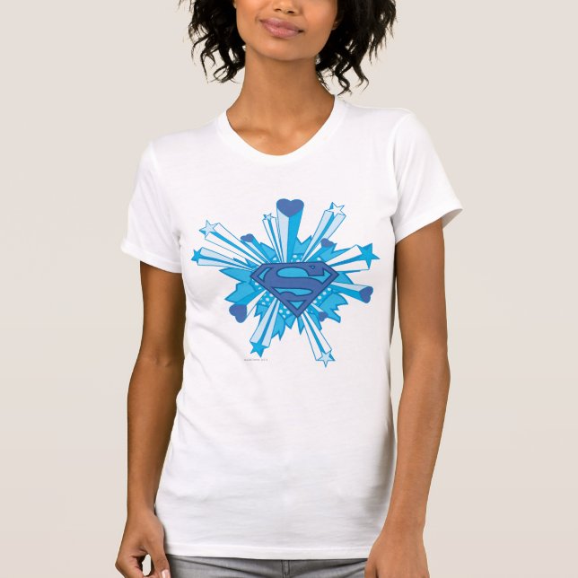 Camiseta Superman Stylized | Logo de Blue Shield Hearts (Anverso)