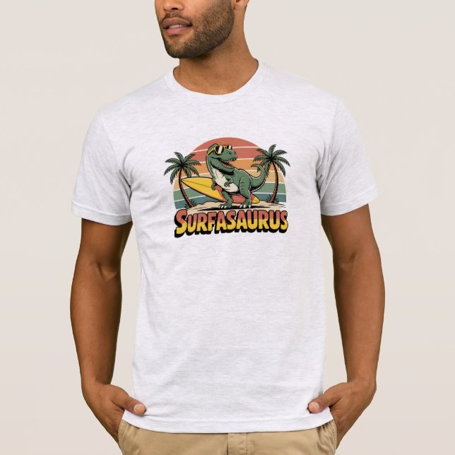 Camiseta Surfasaurus Retro Surfing Dinosaur T-Shirt (Anverso)