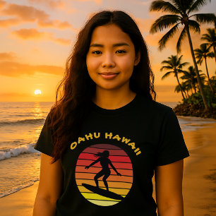 Camiseta Surfer Chica Retro Sunset Template