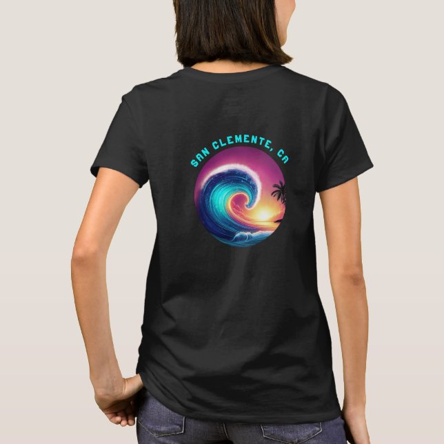 Camiseta Surfing a Big Wave- (Reverso)