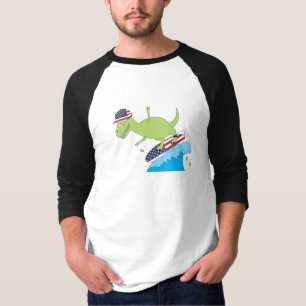 Camiseta Surfing de la Bandera Americana de Dinosaurios