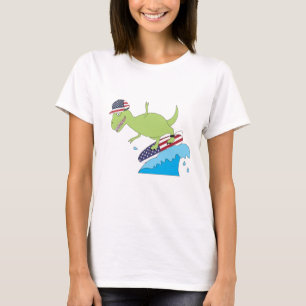 Camiseta Surfing de la Bandera Americana de Dinosaurios