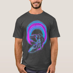 Camiseta Surfing Outer Space 90s Art Synthwave Vaporwave As