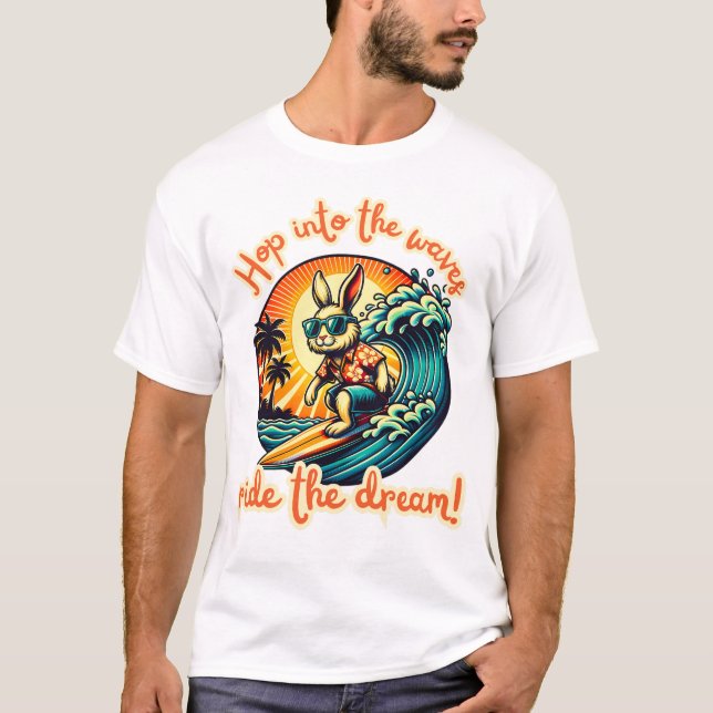 Camiseta Surfing Rabbit Riding Ocean Waves (Anverso)