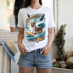Camiseta Surfing Welsh Corgi Captando Big Wave
