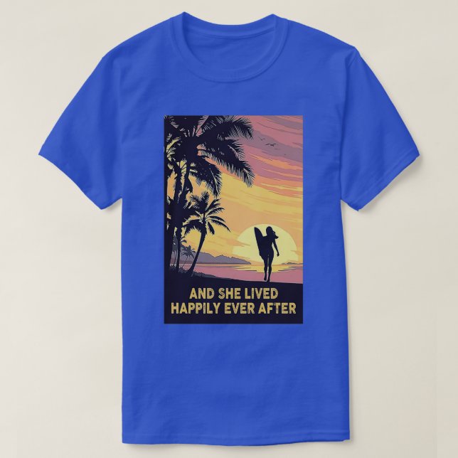 Camiseta Surfing Y Vivió Feliz Después De La Segunda Guerra (Diseño del anverso)