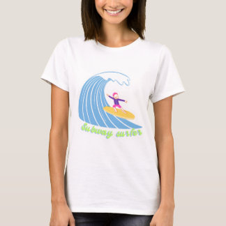Camiseta surfista de metro