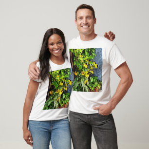 Camiseta Suspiros De Ojos Negros Por Pared De Piedra