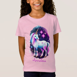 Camiseta süßes Einhorn vor einem funkelnden Sternenhimmel