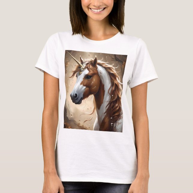 Camiseta Susurros De La Fantasía Marrón Y Blanca Unicornio, (Anverso)