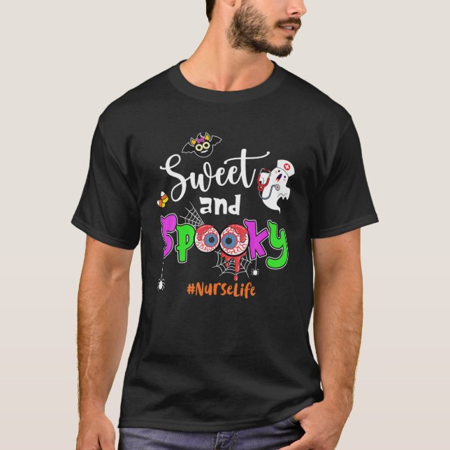Camiseta Sweet And Spooky Nurse Life Stethoscope Halloween (Anverso)