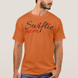 Camiseta Swiftie Mom Typography TShirt