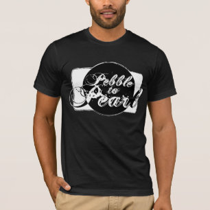 Camiseta T de los hombres negros básicos con logotipo