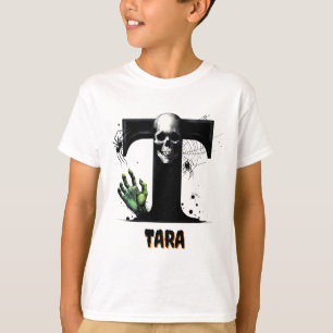Camiseta T inicial truco o trato lindo Halloween