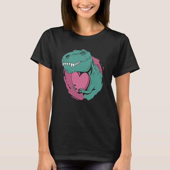Camiseta T Rex Hugging a Heart Valentine Tyrannosaur Rex Cu (Anverso)