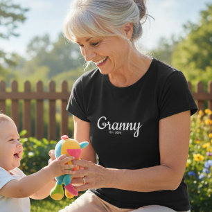 Camiseta T-Shirt Abuela con Letra Blanca Estableci