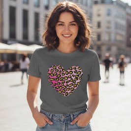 Camiseta T-shirt with pink leopard heart