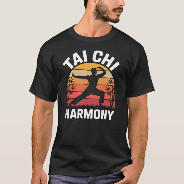 Camiseta Tai Chi Harmony – Sunset Silhouette (Anverso)
