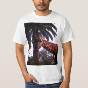 Camiseta Tall Giraffe Tales Under The Palm Tree,