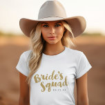 Camiseta Tanques de la Fiesta de Novias Personalizadas del<br><div class="desc">Personalizado de equipos y tanques de fiesta de novias con el gráfico "Bride's Squad" en un guión elegante. Personalízalo con tu fecha de boda, etiqueta boda, nombres u otro texto personalizado. Un regalo perfecto para las novias, las damas de honor y la fiesta de bodas cuando se preparen para su...</div>