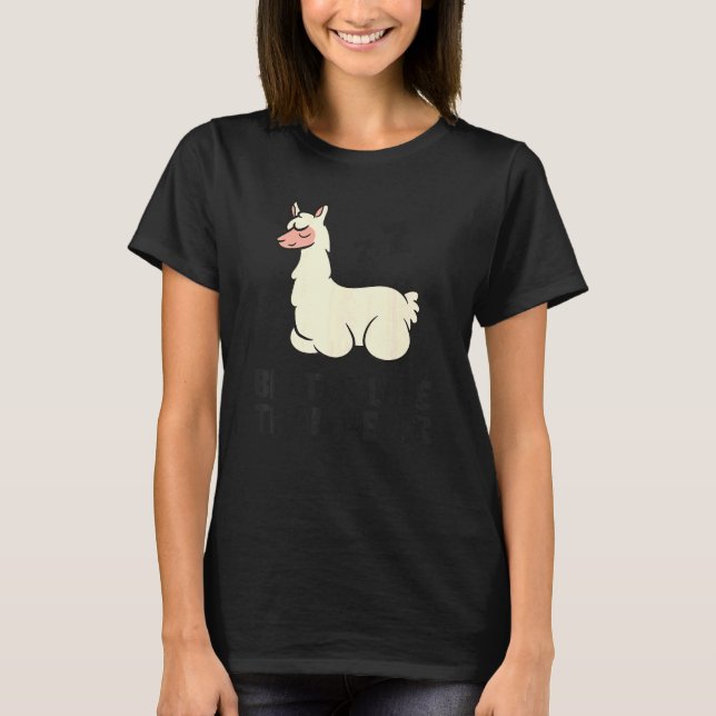 Camiseta Tardía de Lazy Llama Mejor Tardía Que Nunca Llama (Anverso)