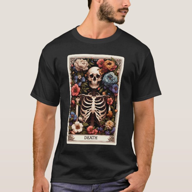 Camiseta Tarjeta Tarot de la muerte Bruja Skeleton Botánico (Anverso)