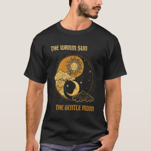 Camiseta Tarot Card Crescent El Sol Cálido La Luna Gentil Y