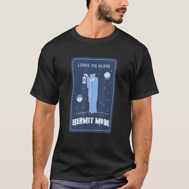 Camiseta Tarot Déjame Solo Modo Ermitaño (Anverso)