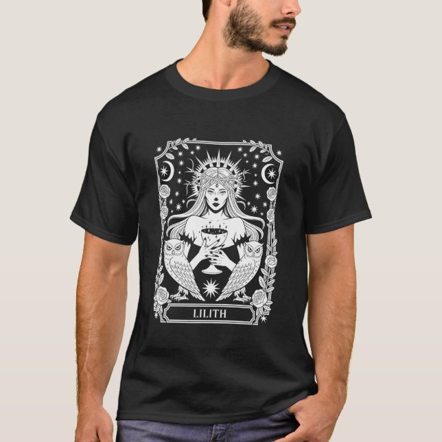 Camiseta Tarot Lilith Ocultismo Gótico Witchcore (Anverso)
