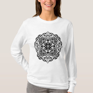 Camiseta Tatuaje abstracto estilo polinesio mandala negro