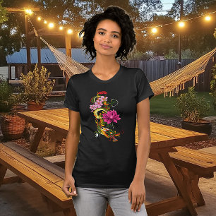 Camiseta Tatuaje de dragón chino verde en negrita con flor