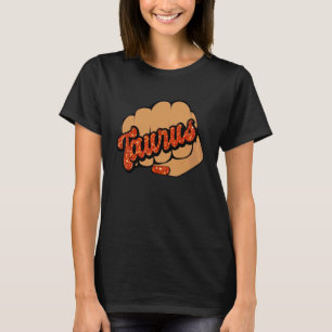 Camiseta Taurus Fist Aries Chica Afro Chica Zodiac Rótulos