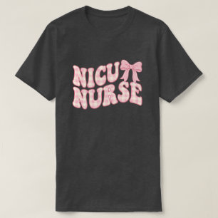 Camiseta Taza de enfermera de UCIN con gingham retro lindo