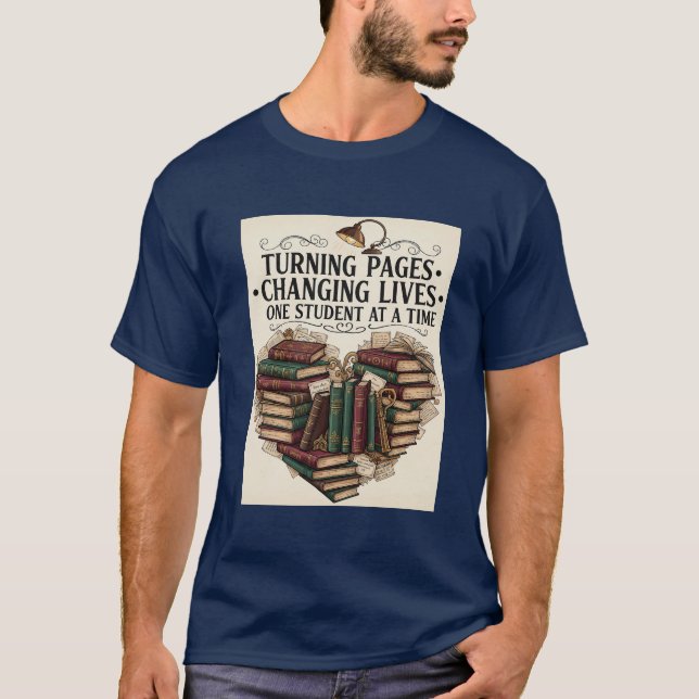 Camiseta Teacher Shirt | Turning Pages Changing Lives Book  (Anverso)