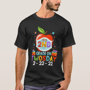 Camiseta Teaching 2Nd Grade On Twosday 2/22/2022 Teacher Ki