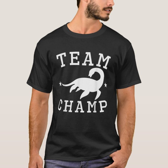 Camiseta Team Champ Lake Champlain Monster T Shirt (Anverso)